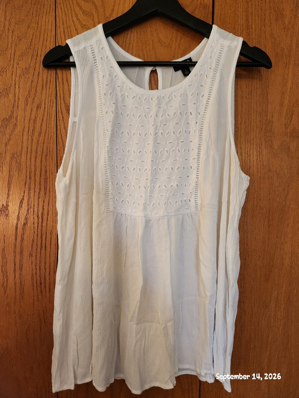 Torrid Women’s White Sleeveless Eyelet Peasant Top